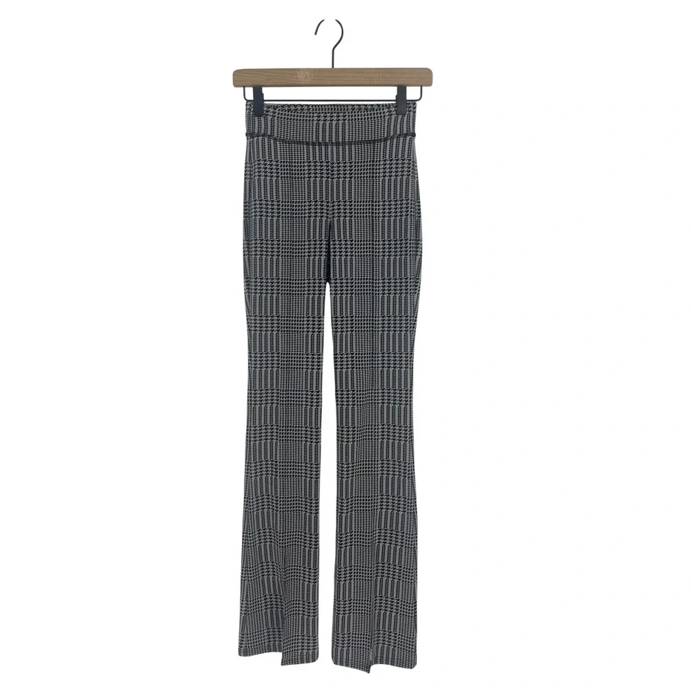 Alo Jacquard High-Waist Glenplaid Flutter Legging Titanium Black XXS
